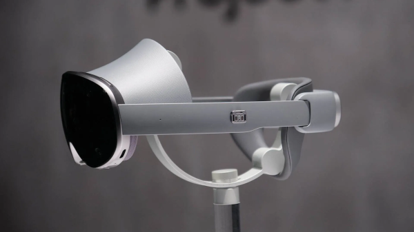 超越Vision Pro？三星首款XR头显发布在即，显示规格惊艳