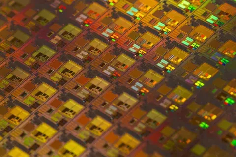爱普生与住友化学就压电薄膜材料和器件应用展开合作