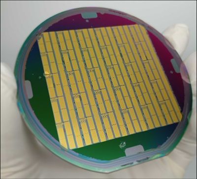 Quintessent完成4000万美元A轮融资，以量子点光梳激光器破解AI光学互连激光短缺瓶颈